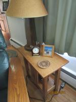 Mission style side/lamp table